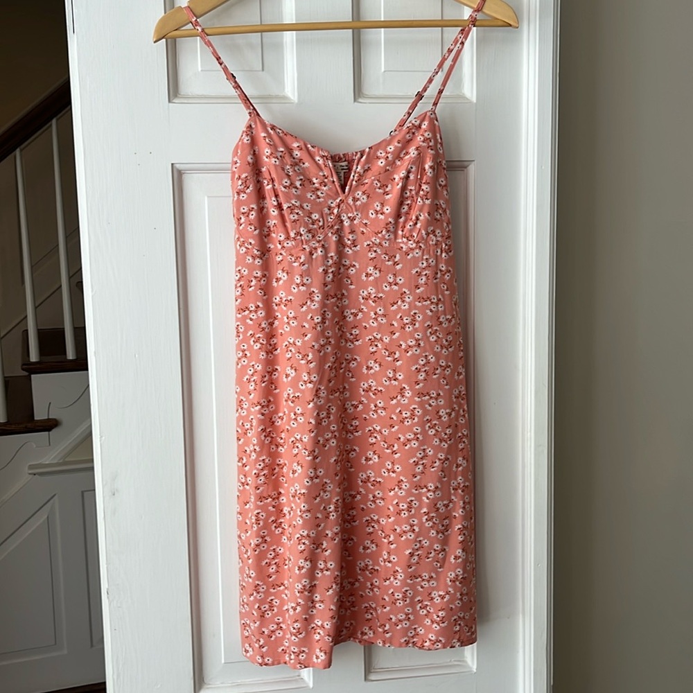 Billabong women’s dress.